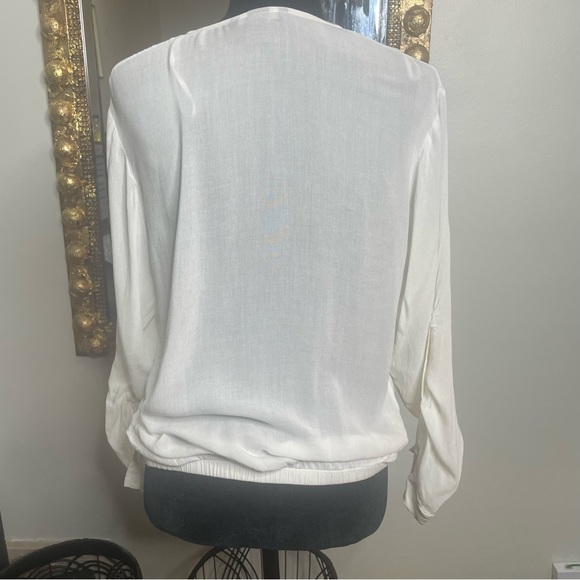 H&M Sheer White Wrap Long Sleeves Plunging V-neckline Flare Cuff Blouse - Picture 2 of 3